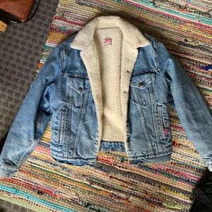 Vintage Levi’s sherpa jacket